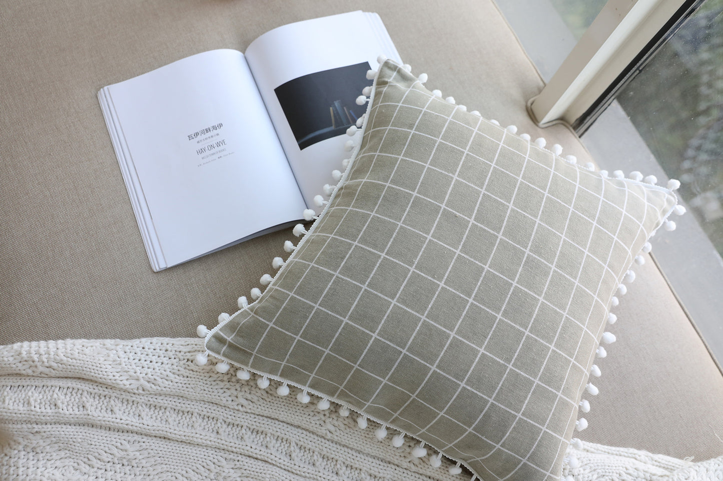 Hailey Waist Pillow