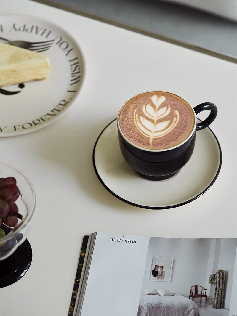 Modern Lily Coffee Set