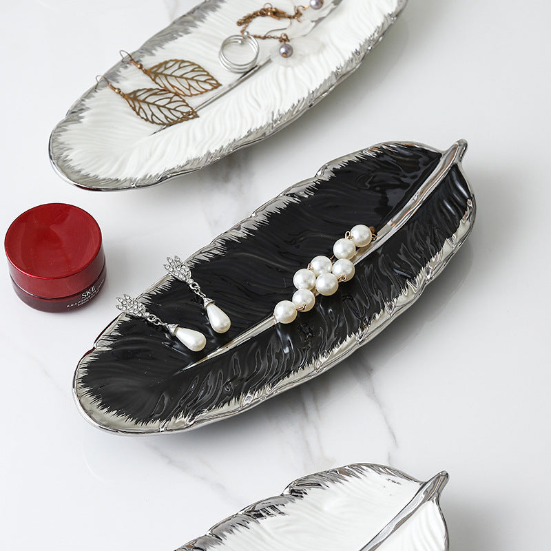 Monochrome Plume Jewelry Tray
